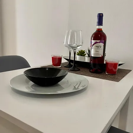 Modern In Town, Close To The - No 1 Apartament *